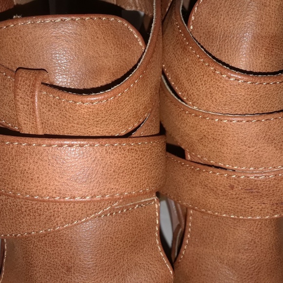 A Rider Girl brand Ankle boots with heels! Size 10 - Picture 4 of 7